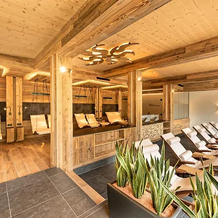 Biohotel Rastbichlhof Inkl Stubai Super Card מלון 4*