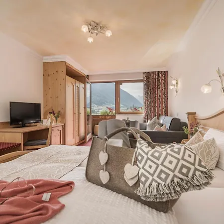 Biohotel Rastbichlhof Inkl Stubai Super Card 4*