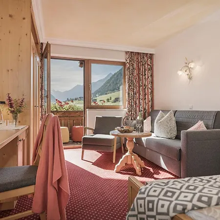 Biohotel Rastbichlhof Inkl Stubai Super Card 호텔