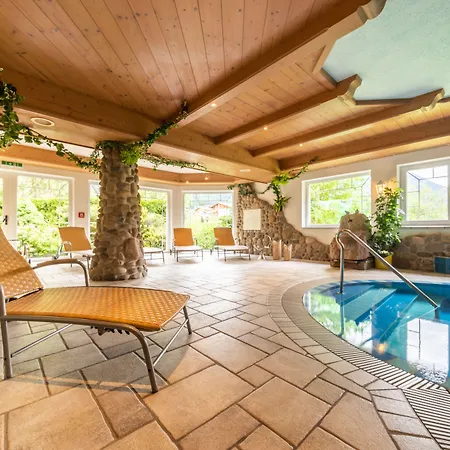 Hotel Biohotel Rastbichlhof 4*