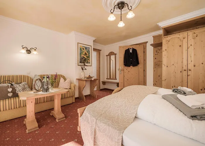 Hotel Biohotel Rastbichlhof 4*