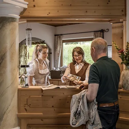 Biohotel Rastbichlhof Готель