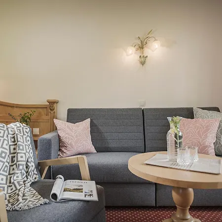 Biohotel Rastbichlhof Готель 4*