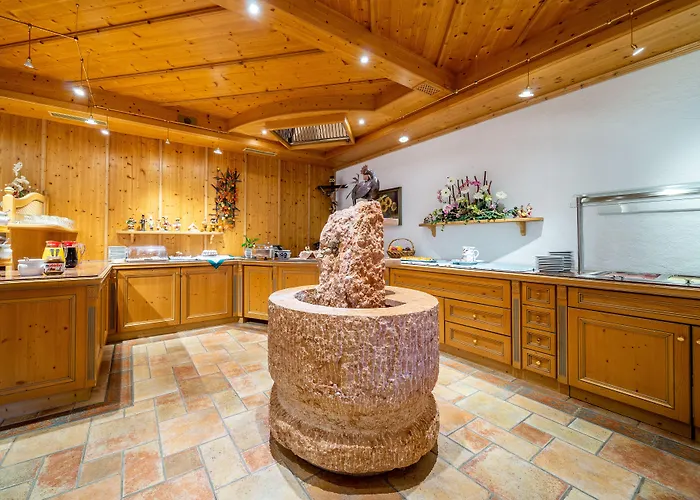 Hotel Biohotel Rastbichlhof 4*